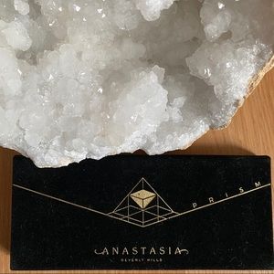 Anastasia Beverly Hills Prism Palette